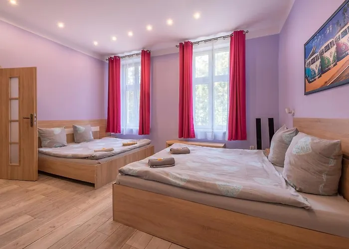 Queen Apartments